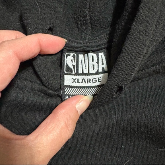 NBA Basketball Association XL kids black hoodie Sweatshirt - Picture 4 of 7